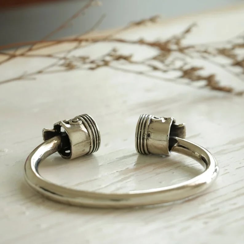 (🔥HOT SALE NOW 49% OFF) -Biker Piston Skull Bracelet🔥