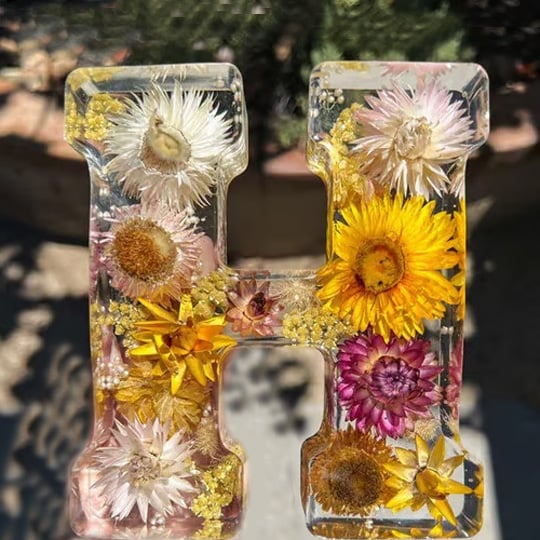 🌸Handmade Floral Resin Home Decor/ Night Light